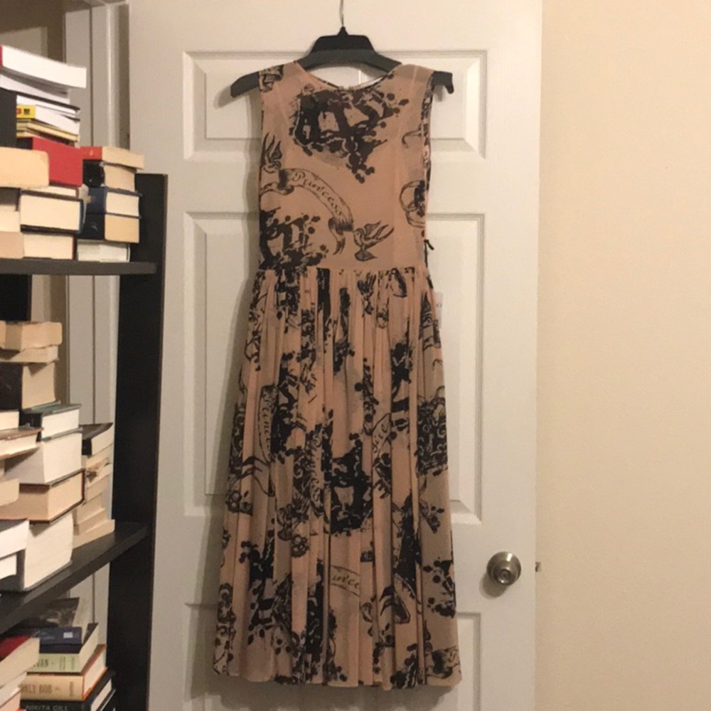 RED Valentino